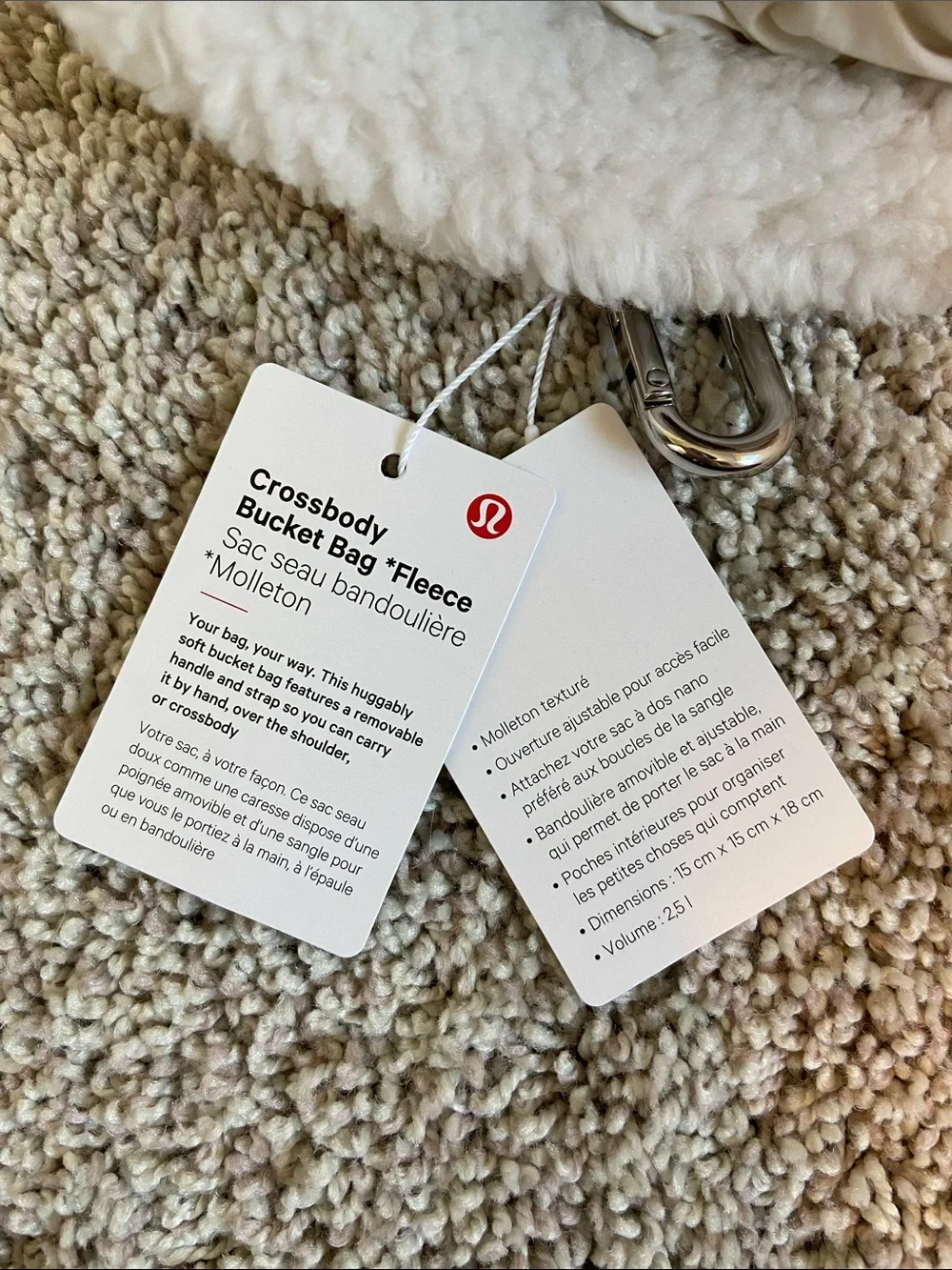 Lululemon • Crossbody Bucket Bag Fleece 2.5L White Opal